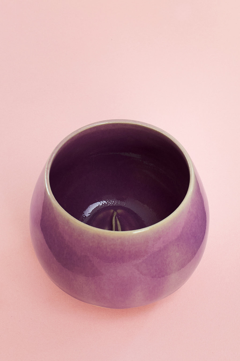 Handgemachte Vulva Tasse - mittelgross -  Keramik Unikat in lila 💜