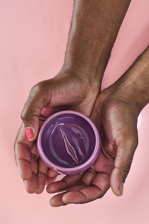 Handgemachte Vulva Tasse - klein -  Keramik Unikat in lila 💜
