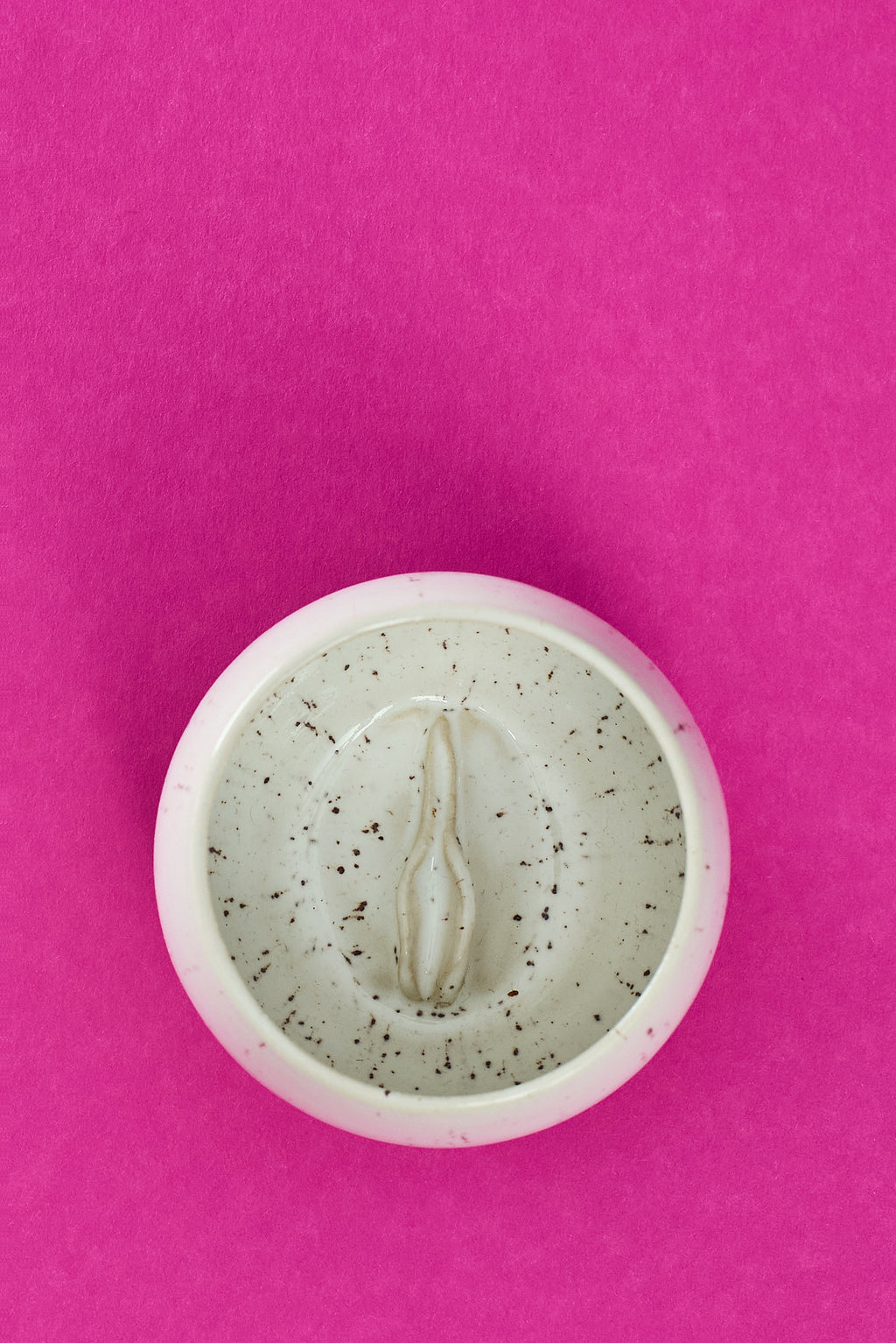 Handgemachte Vulva Tasse - klein -  Keramik Unikat in Stracciatella 🤍