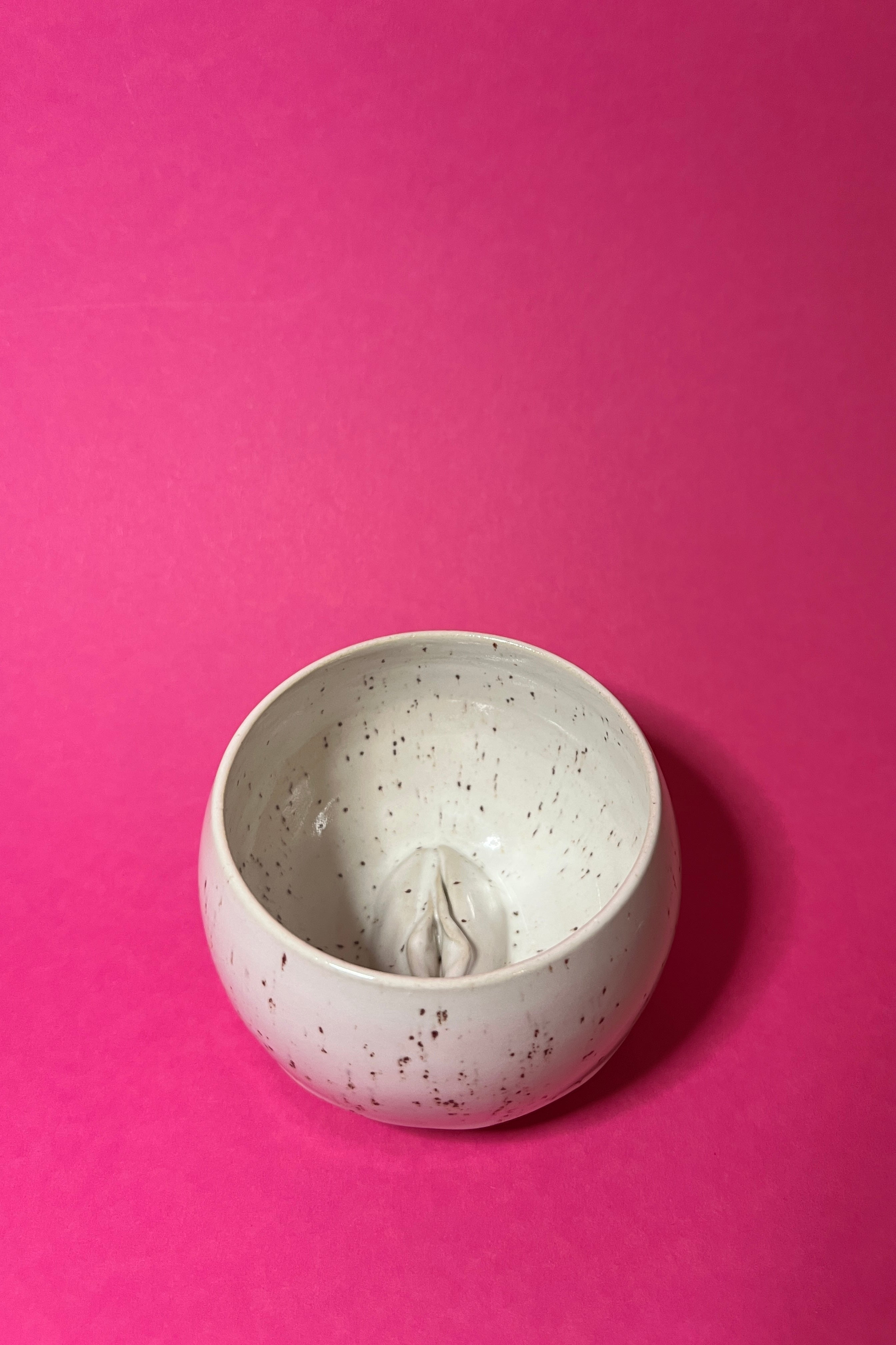 Handgemachte Vulva Tasse - gross -  Keramik Unikat in Stracciatella 🤍